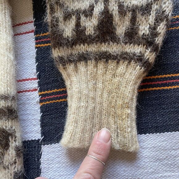 Vintage 70’s Icelandic Wool Kids Unisex Zip Up Sweater. Collar. Size 8. - Picture 7 of 12